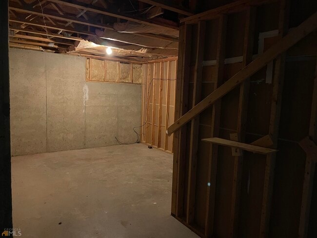 Building Photo - 960 Millrace Way