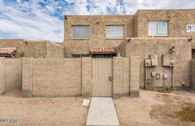Building Photo - 4522 E Pueblo Ave