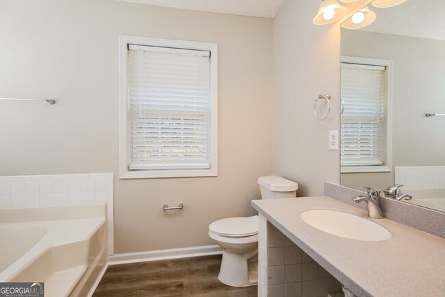 Building Photo - 4289 Duncan Ives Dr
