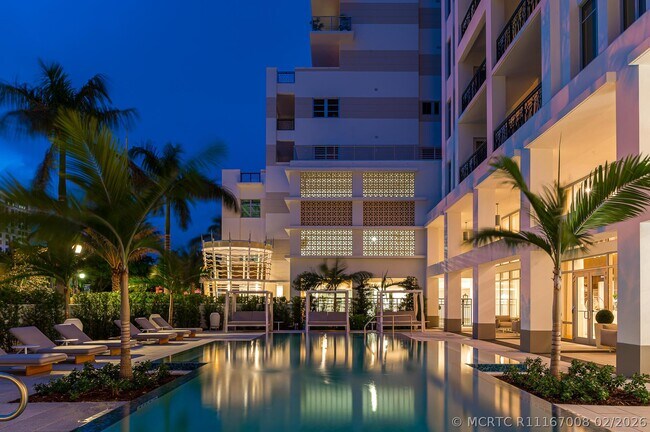 Building Photo - 155 E Boca Raton Rd