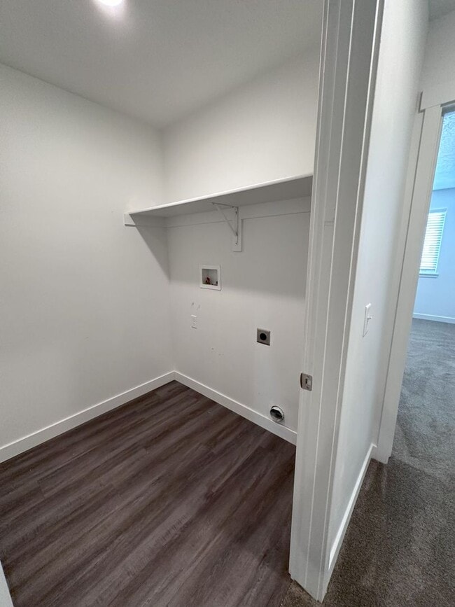 Building Photo - BEAUTIFUL 3-BEDROOM 2.5 BATH TOWNHOME FOR RENT