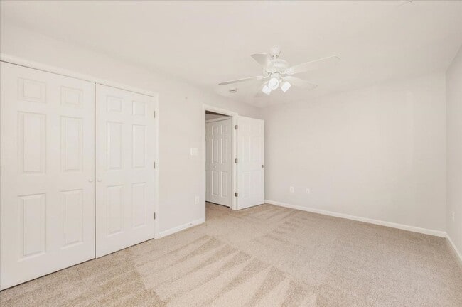 Building Photo - Wonderful Condo For Lease