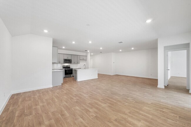 Building Photo - Luxurious 4 BR / 2 BA with THREE-CAR GARAGE - 2314 SF - Harmony Hills, Fredericksburg!