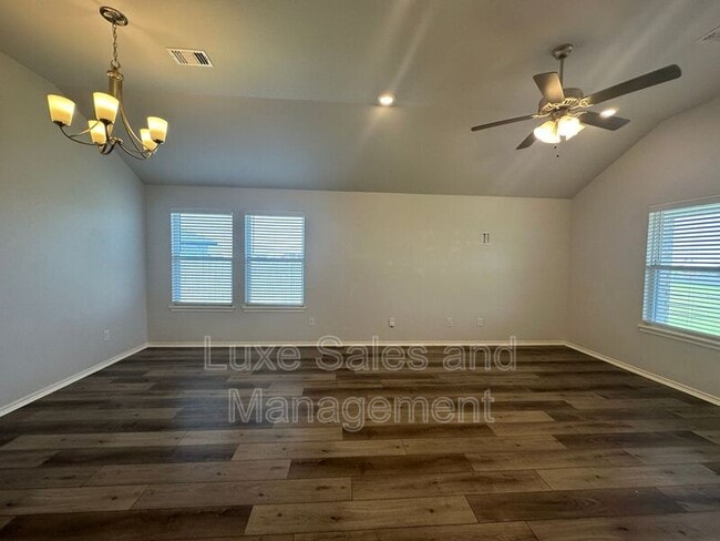Building Photo - 15749 Potomac Dr