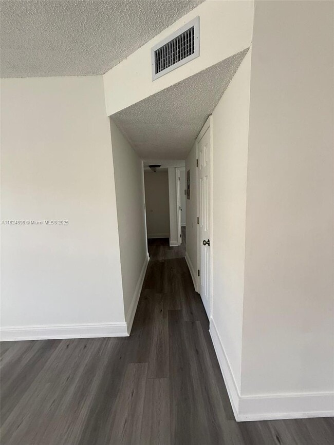Building Photo - 5491 W 24th Ave