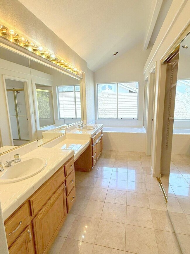 Building Photo - Terrific Danville Location Near Schools ! ...