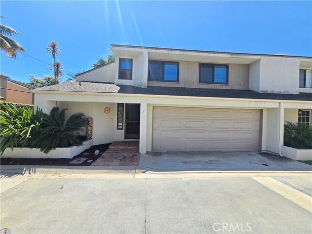 Building Photo - 2524 Elden Ave