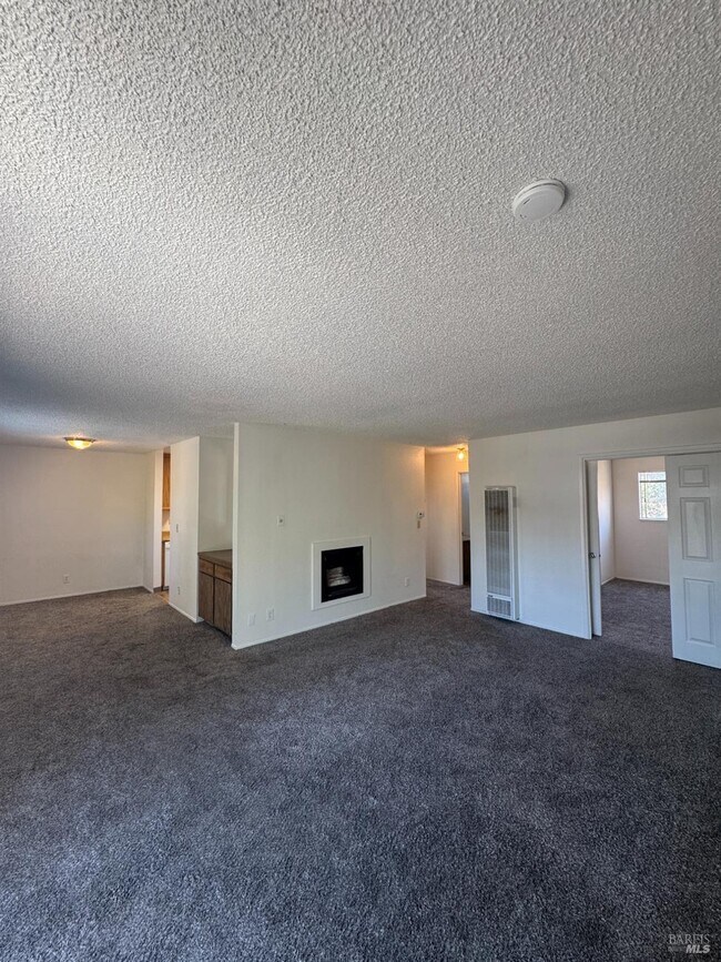Building Photo - 118 Yorkshire Ct
