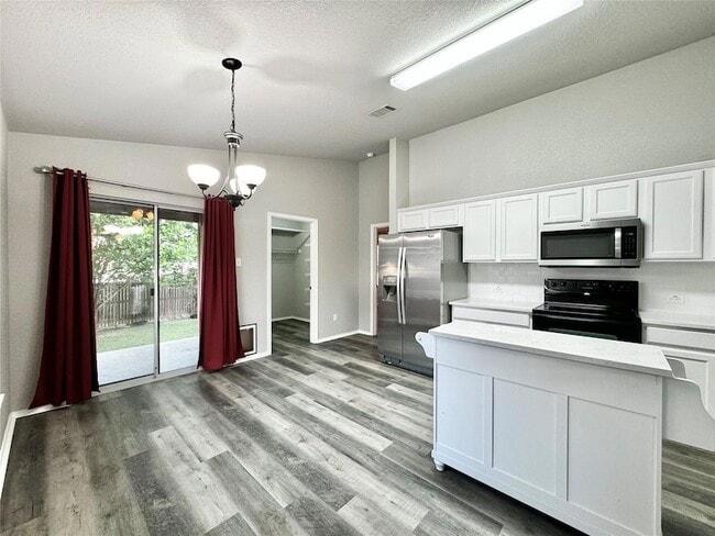 Building Photo - 1014 Aiken Dr