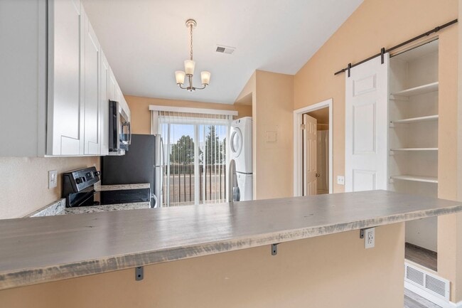 Building Photo - 16934 E Whitaker Dr
