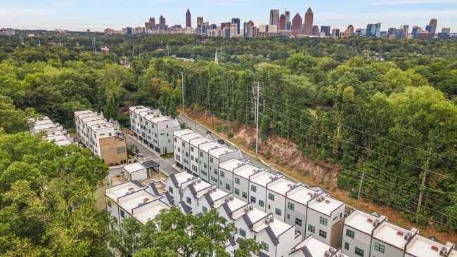 Building Photo - 1815 Gotham Ln NE