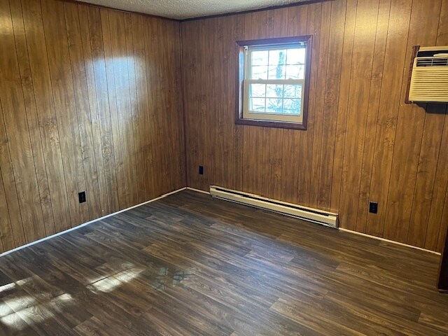 Building Photo - 3950 Bradford Ct