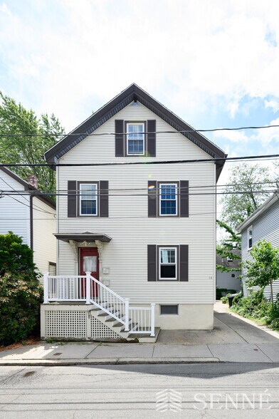 Building Photo - 12 Skehan St