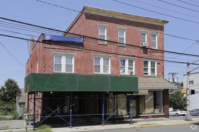 Primary Photo - 341-343 Ridge Rd