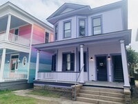 Building Photo - 23 E 40th St