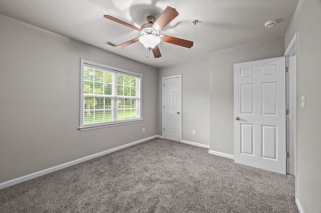 Building Photo - Welcome to Acorn Forest!