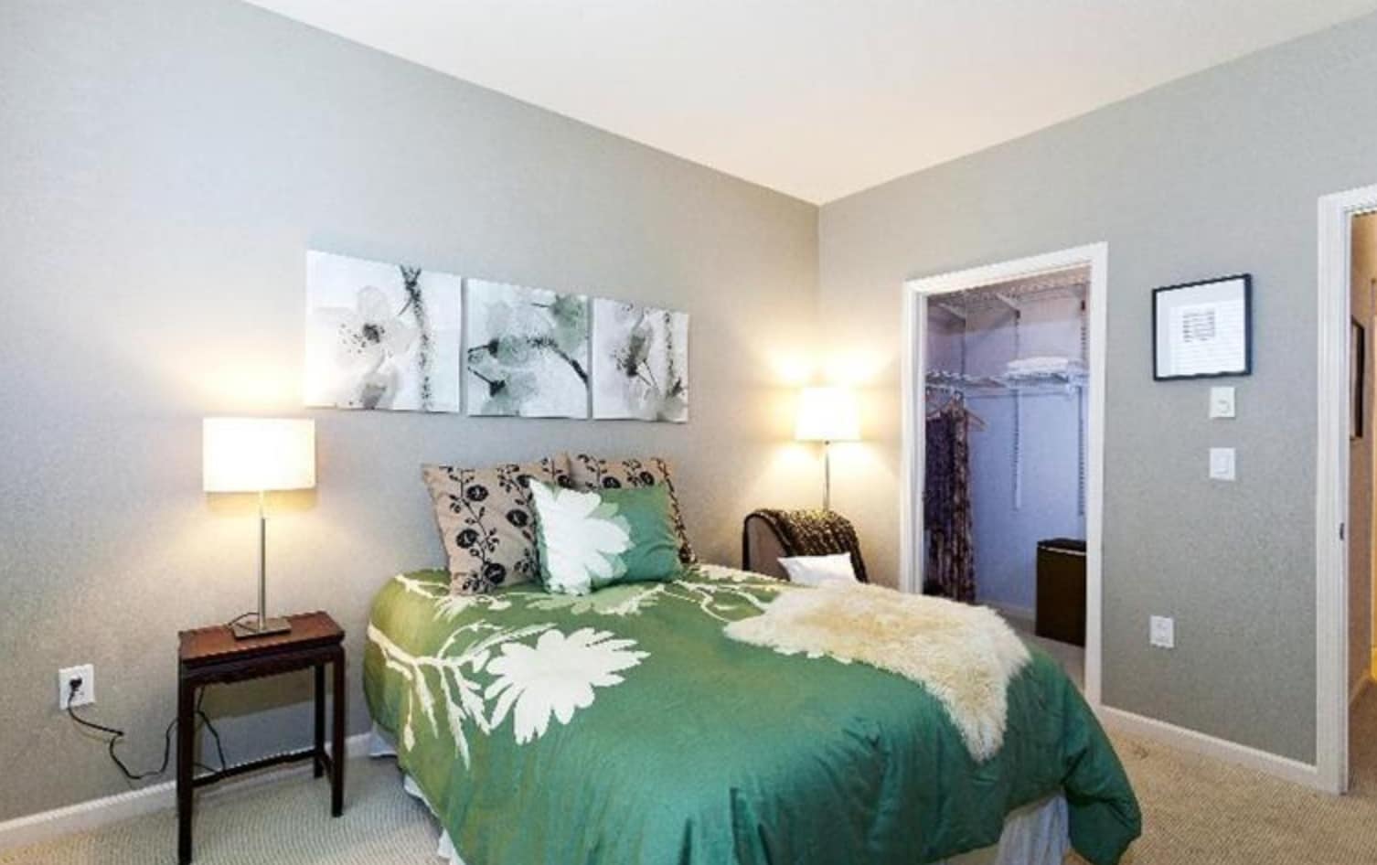 Building Photo - 301 Crescent Ct