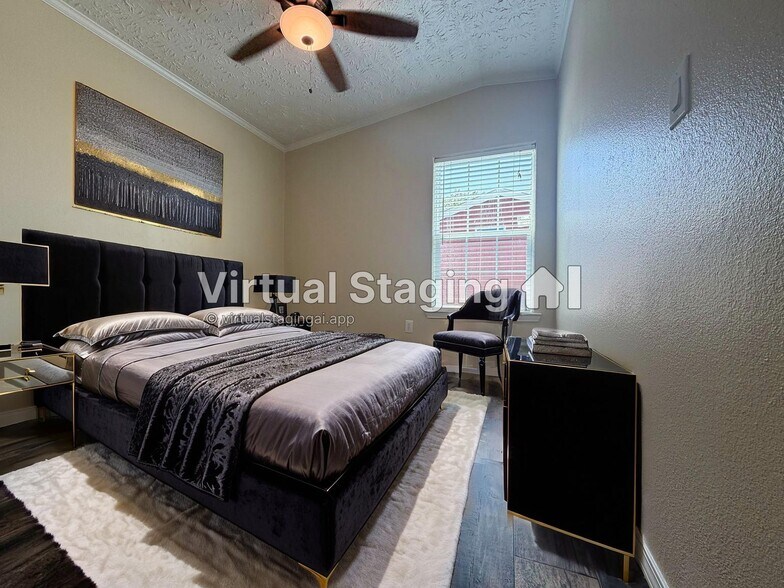 Building Photo - 709 N Collins Fwy