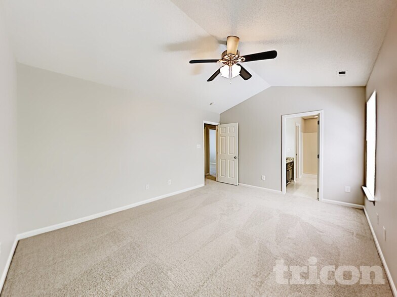 Building Photo - 1609 Silverberry Ct