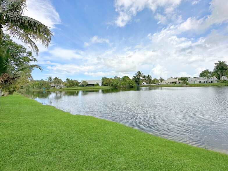 Building Photo - 7360 NW 54th St