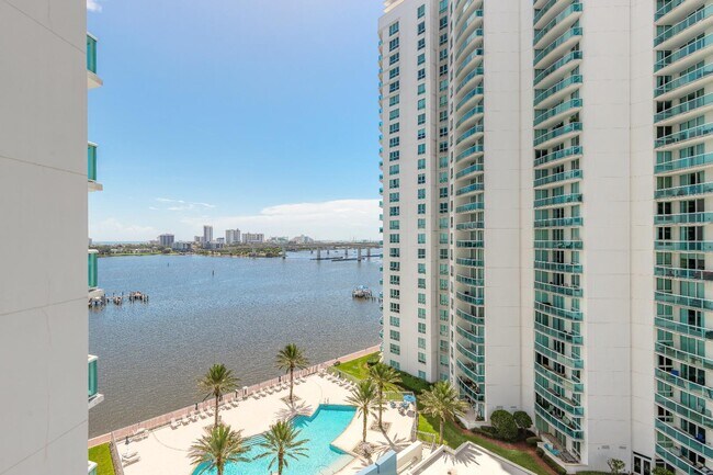 Building Photo - 241 Riverside Dr