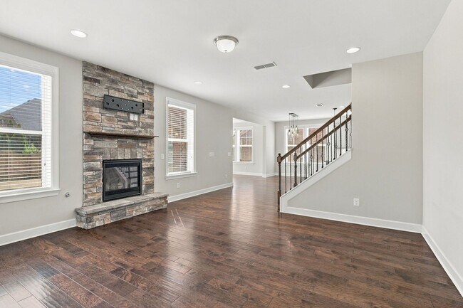 Building Photo - 4708 Venito St
