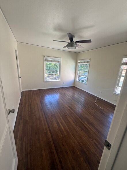 Bedroom - 1332 S Cloverdale Ave