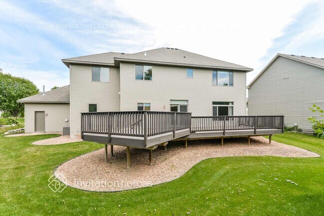 Building Photo - 6623 Merrimac Ln N