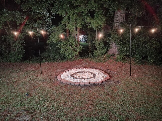 Building Photo - 3 BR 2 BA Summersill Estates