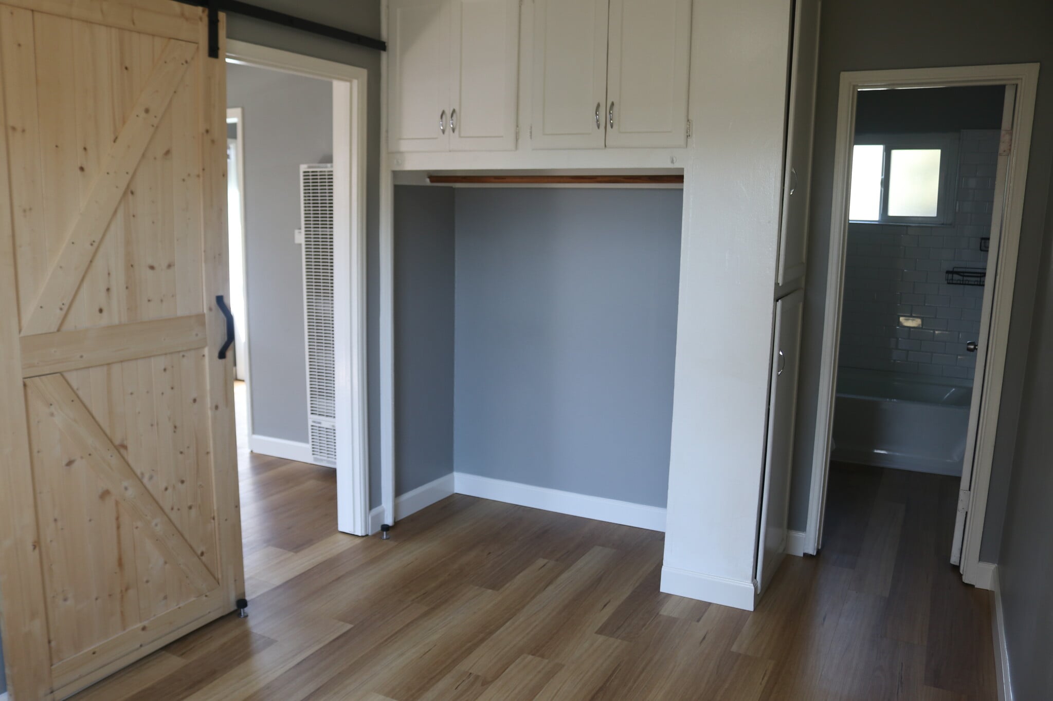 Building Photo - 4336 Wilson Ave