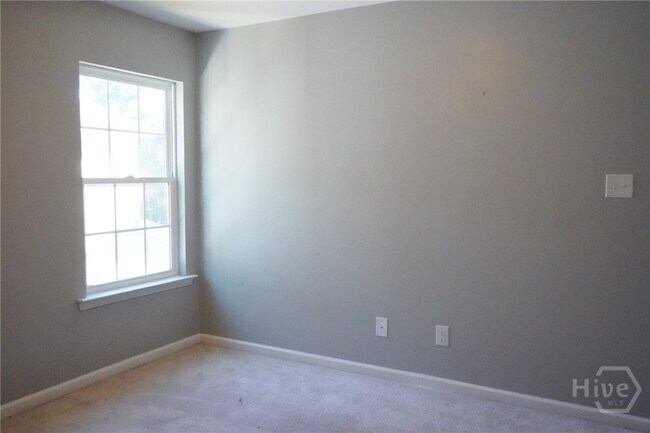 Building Photo - 103 Spoonbill Cir