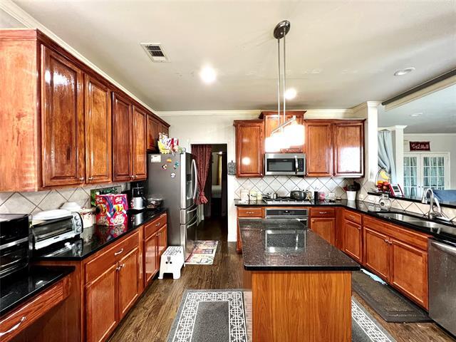 Building Photo - 2504 Royal Troon Dr