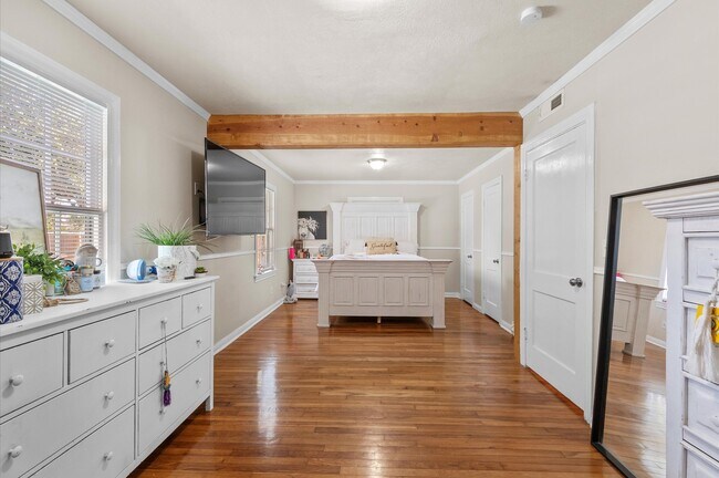 Building Photo - 1106 Oriole Ln