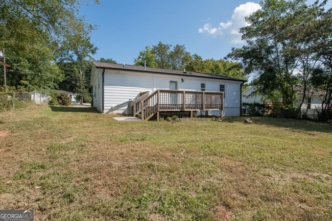 Building Photo - 331 Camilla Cir SW