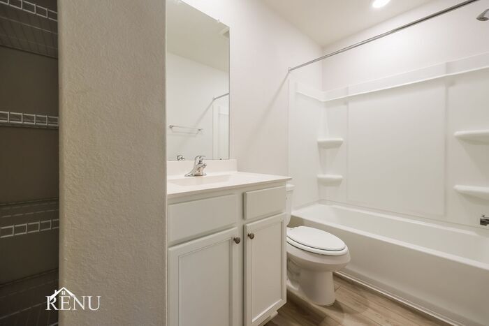 Building Photo - 10519 Copper Ridge Dr