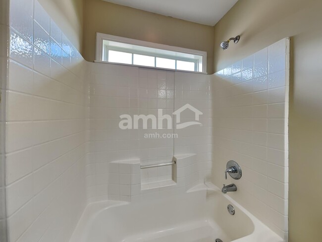 Building Photo - 128 Winslow Cir