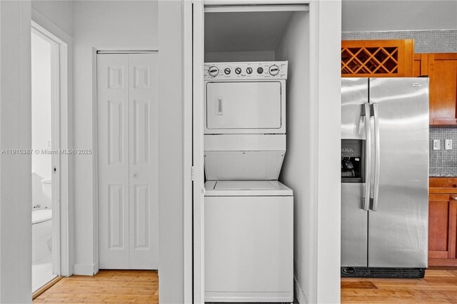 Building Photo - 7930 Tatum Waterway Dr