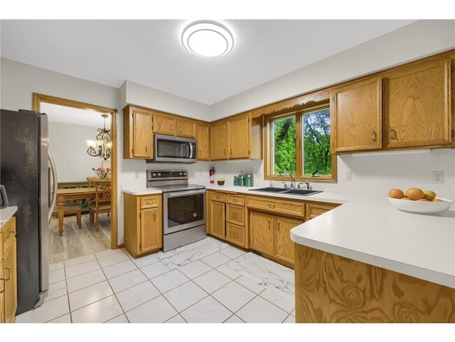 Building Photo - 3759 Greensboro Dr