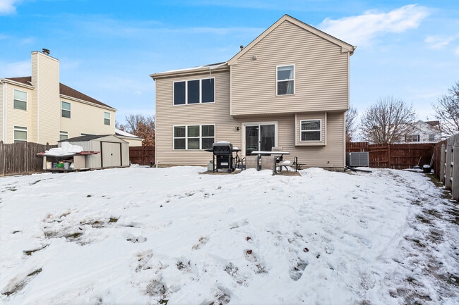 Building Photo - 1544 Suncrest Ln