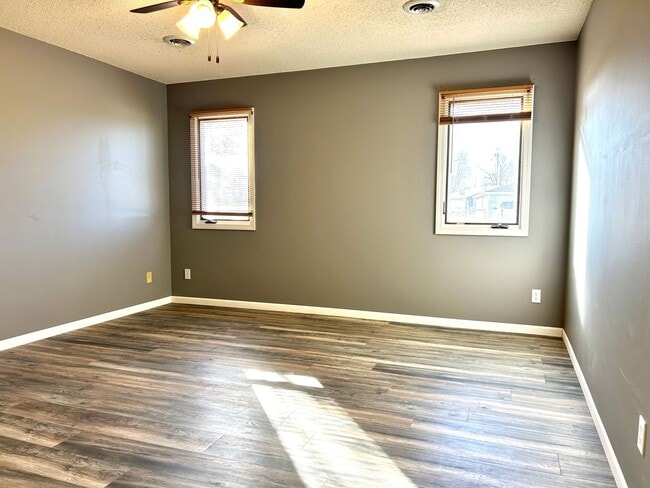 Building Photo - Beautiful Home, Great Location!