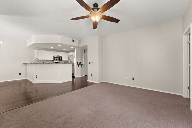 Building Photo - 6800 Vista Del Norte Dr NE