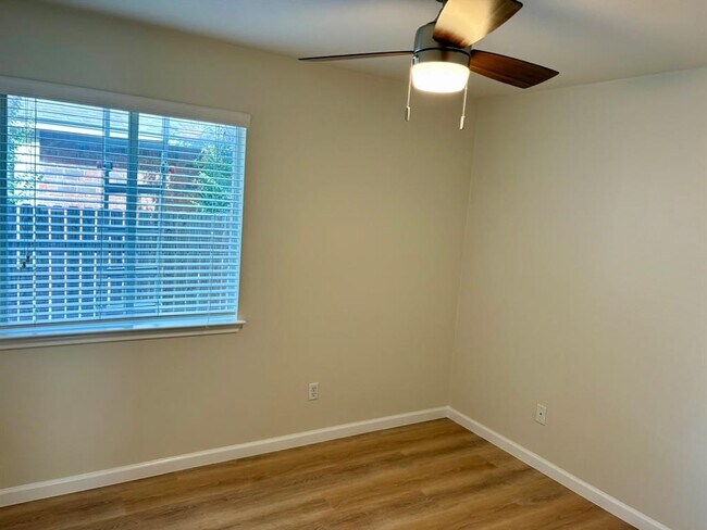 Building Photo - 3119 Corrigan Ln