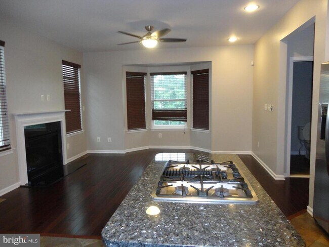 Building Photo - 25625 Anthem Terrace