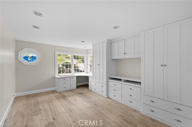 Building Photo - 4022 Calle Marlena