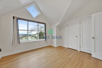 Building Photo - Move-In Ready 3-Bed, 3.5-Bath Home in Prime Location