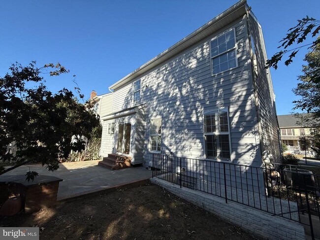 Building Photo - 20453 Charter Oak Dr