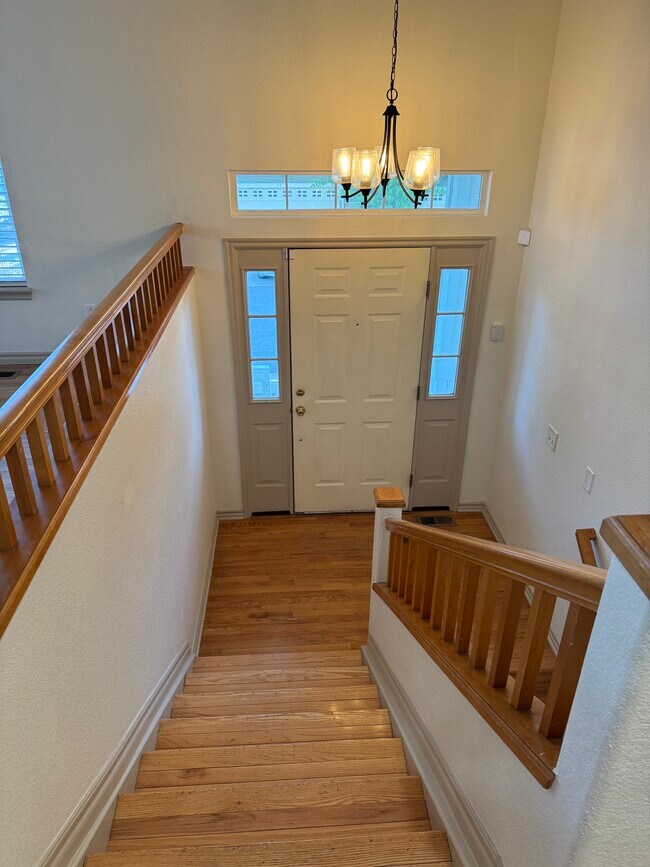 Building Photo - 3000 E 112th Ave