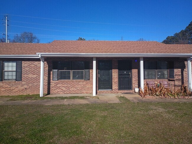 Building Photo - 5101A N. Moore Lane