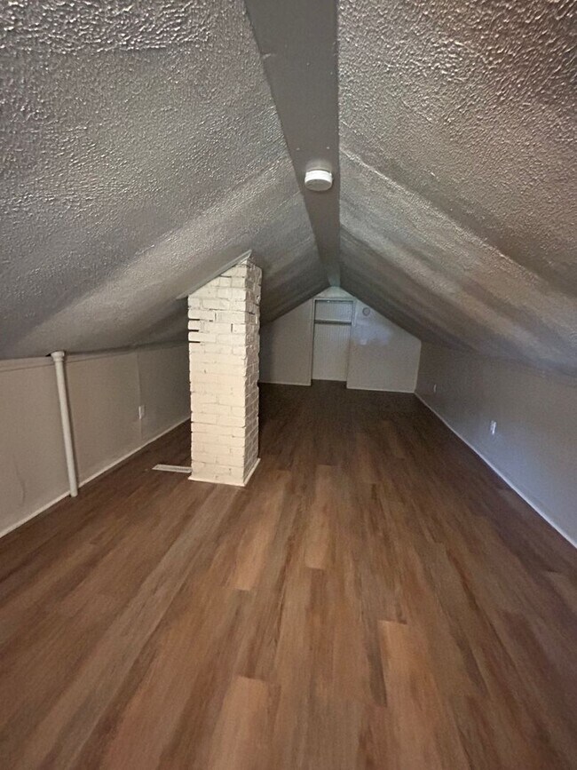 Building Photo - 1315 Randolph St