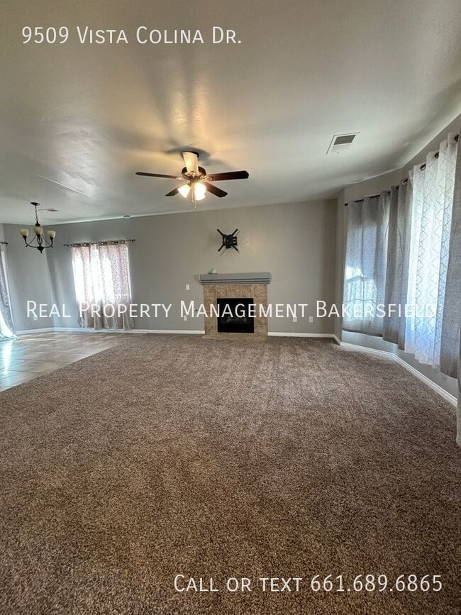 Building Photo - 9509 Vista Colina Dr